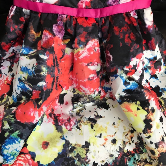 Closing Sale NWOT Chicwish Beautiful Floral Dress - Picture 9 of 14